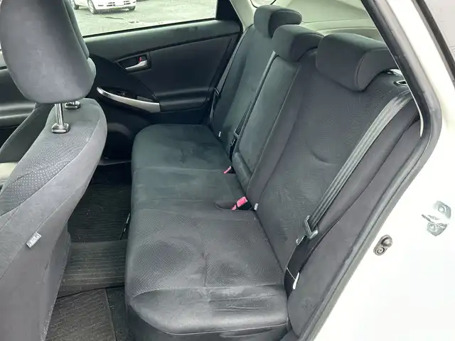 トヨタ プリウス ＰＨＶ S 千葉県 2015(平27)年 1.8万km スーパーホワイトⅡ ナビAVIC-RZ301 ドラレコ AC100Vコンセント シートヒーター ステアリングヒーター DVD 充電ケーブル車載 スマートキー プッシュスタート マット バイザー HID オートライト