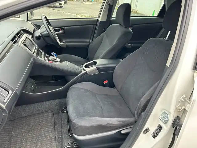 トヨタ プリウス ＰＨＶ S 千葉県 2015(平27)年 1.8万km スーパーホワイトⅡ ナビAVIC-RZ301 ドラレコ AC100Vコンセント シートヒーター ステアリングヒーター DVD 充電ケーブル車載 スマートキー プッシュスタート マット バイザー HID オートライト