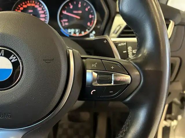 ＢＭＷ ２１８ｄ xDriveアクティブツアラーMスポーツ 道央・札幌 2017(平29)年 2.8万km ミネラルホワイト コンフォートパッケージ/　・コンフォートアクセス/　・ライトパッケージ/　・オートマチックテールゲート/パーキングサポートパッケージ/　・リアビューカメラ/　・PDC/純正HDDナビ/USB/Bluetooth/衝突警告/車線逸脱警告/ETC