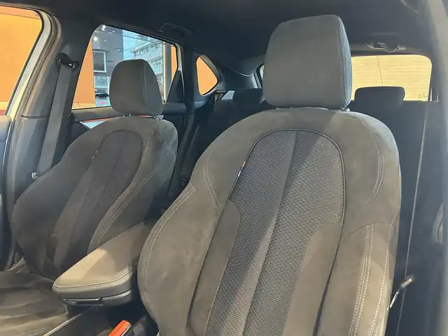 ＢＭＷ ２１８ｄ xDriveアクティブツアラーMスポーツ 道央・札幌 2017(平29)年 2.8万km ミネラルホワイト コンフォートパッケージ/　・コンフォートアクセス/　・ライトパッケージ/　・オートマチックテールゲート/パーキングサポートパッケージ/　・リアビューカメラ/　・PDC/純正HDDナビ/USB/Bluetooth/衝突警告/車線逸脱警告/ETC