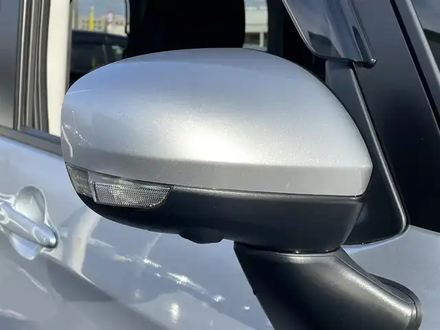 トヨタ ルーミー カスタムG 青森県 2020(令2)年 5.6万km ブライトシルバーM ４WD/純正ナビ/フルセグTV/CD/DVD/BT/衝突軽減ブレーキ/レーダークルーズコントロール/コーナーセンサー/ドライブレコーダー/ETC/両側パワースライドドア/全方位カメラ/電動パーキングブレーキ/オートホールド/電動格納ウインカーミラー/ドアバイザー/ステアリングスイッチ/14インチ純正AW/プッシュスタート/LEDオートライト/スマートキー×２