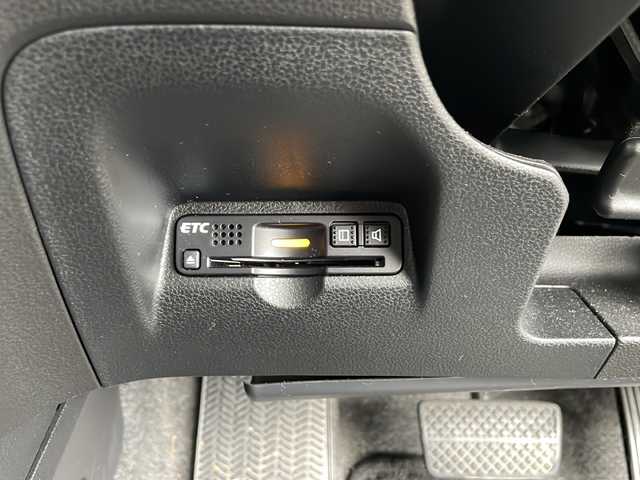 ホンダ フィット X 岩手県 2011(平23)年 7.5万km プレミアムホワイトパール 寒冷地仕様 ナビ ワンセグ クルーズコントロール ビルドインETC ステアリングスイッチ 電格ミラー ミラーヒーター シートヒーター エンジンスターター