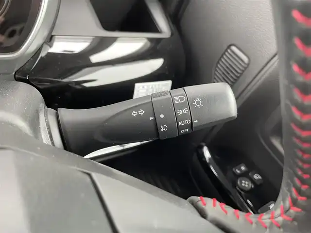 スズキ スペーシア カスタム HYBRID XS 静岡県 2019(令1)年 1.1万km ピュアホワイトP ワンオーナー　社外ＳＤナビ　ＴＶ　Ｂｌｕｅｔｏｏｔｈ接続　ＤＶＤ再生　全方位カメラ　両側パワスラ　運転席シートヒーター　パーキングソナー　LEDオートライト・オートハイビーム