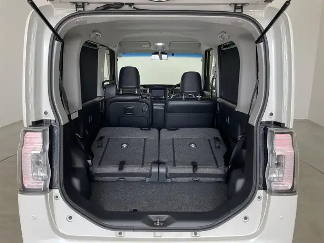 ダイハツ タント カスタム RS トップED SA Ⅲ 埼玉県 2017(平29)年 6.2万km パールホワイトⅢ 純正８インチナビ　バックカメラ　両側パワースライドドア　シートヒーター　ＥＴＣ　ハーフレザー　社外マフラー　純正アルミ　ＬＥＤライト　ＣＤ　ＤＶＤ　Ｂｌｕｅｔｏｏｔｈ　地デジフルセグＴＶ　　HDMI USB スマートキー　オートライト　スマートキー