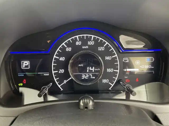日産 ノート e－パワー X 茨城県 2020(令2)年 4.1万km スーパーブラック 純正ナビ/フルセグ/衝突被害軽減ブレーキ/車線逸脱抑制装置/オートマチックハイビーム/ソナー/ETC/純正15インチAW/スマートキー/スタットレスタイヤ積込