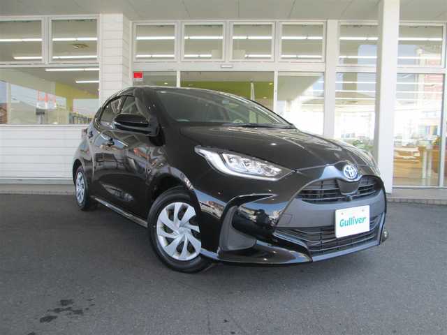 トヨタ ヤリス ハイブリッド G 千葉県 2020(令2)年 2.8万km ブラック ワンオーナー/ディスプレイオーディオ【フルセグTV/USB/BT】/パノラミックビューモニター/トヨタセーフティセンス/LEDヘッドライト/ウィンカードアミラー/レーダークルーズコントロール/社外前後ドライブレコーダー/オートリトラミラー/E/gプッシュスタート＆スマートキー/純正ETC/新車整備手帳/取扱説明書/スペアキー