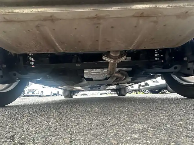 マツダ ＭＸ－３０ 宮城県 2020(令2)年 2.3万km ジェットブラックマイカ 【メーカーオプション】/ベーシックパッケージ/セーフティパッケージ/・クルージングトラフィックサポート/・スマートブレーキサポート（右直事故回避アシスト）/・前側方接近検知/・アダプティブLEDヘッドランプ/・シグネチャーLEDランプ/・デイライト/360°セーフティパッケージ/・360度ビューモニター/・ドライバーアテンションアラート/ユーティリティパッケージ/・ステアリングヒーター/・メモリー機能付パワーシート/・シートヒーター/エクステリアパッケージ/インテリアパッケージ（ホワイト内装）/BOSEサウンドシステム/＝＝＝/i-ACTIVSENSE/・ブラインドスポットモニタリング/・レーンキープアシストシステム/・後側方接近車両検知/・レーダークルーズコントロール/・緊急時車線維持支援/・ドライバーアテンションアラート/・車線逸脱警報/・ハイビームコントロールシステム/・AT誤発進抑制制御/・スマートブレーキサポート/純正ナビ/【BT・USB・HDMI・フルセグTV】/ETC/ハーフレザーシート/電動パーキングブレーキ/ブレーキホールド/オートライト/スマートキー＆プッシュスタート