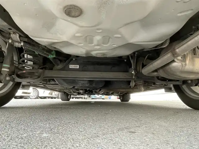 トヨタ カローラ フィールダー 1．5G ダブルバイビー 千葉県 2016(平28)年 7.9万km ブラックマイカ トヨタセーフティセンス/　・衝突軽減ブレーキ/　・車線逸脱警告/　・オートハイビーム/　・カーテンエアバック/LEDヘッドライト/純正ナビ/ワンセグTV/CD/Blue Tooth/SD/バックカメラ/Nano e/ステアリングスイッチ/トノカバー/フォグライト/LEDルームライト/LEDヘッドライト/ETC/純正フロアマット/純正16インチAW/取説/保証書/スペアキー/R1.4.5記録簿あり