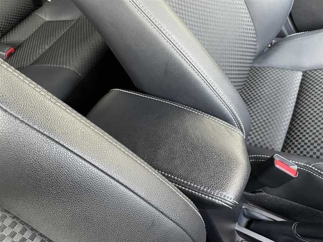 トヨタ カローラ フィールダー 1．5G ダブルバイビー 千葉県 2016(平28)年 7.9万km ブラックマイカ トヨタセーフティセンス/　・衝突軽減ブレーキ/　・車線逸脱警告/　・オートハイビーム/　・カーテンエアバック/LEDヘッドライト/純正ナビ/ワンセグTV/CD/Blue Tooth/SD/バックカメラ/Nano e/ステアリングスイッチ/トノカバー/フォグライト/LEDルームライト/LEDヘッドライト/ETC/純正フロアマット/純正16インチAW/取説/保証書/スペアキー/R1.4.5記録簿あり