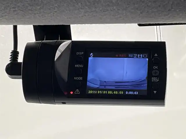 ダイハツ キャスト アクティバ G SAⅡ 愛知県 2017(平29)年 5.6万km ファイアークォーツレッドM SDナビ/（フルセグTV/Bluetooth/AM/FM/SD/iPod）/スマートアシスト/　-衝突軽減ブレーキ/　-車線逸脱抑制制御機能/　-ペダル踏み間違い時加速抑制機能/コーナーセンサー/バックカメラ/純正15インチAW/ETC/LEDオートライト/ドライブレコーダー/スマートキー/プッシュスタートボタン/アイドリングストップ