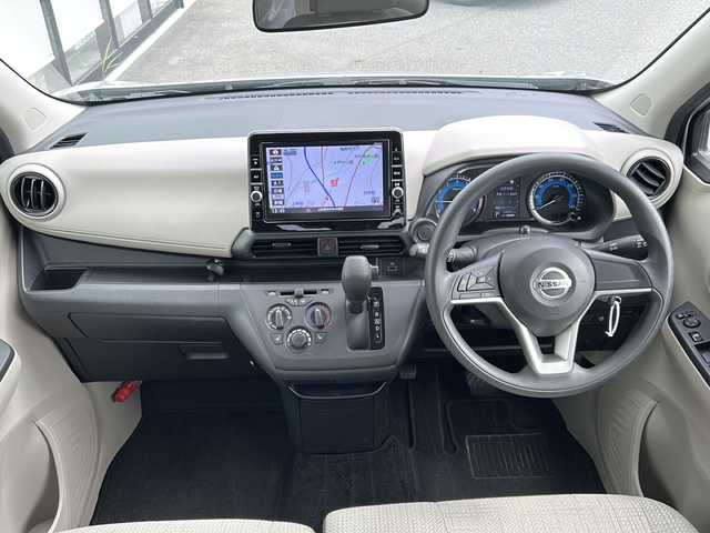 日産 デイズ S 山形県 2021(令3)年 1.5万km スターリングシルバーM 登録時走行距離　14997ｋｍ/４WD/純正SDナビ/フルセグTV/Bluetooth/ステアリングスイッチ/ドライブレコーダー/バックカメラ/前席シートヒーター/コーナーセンサー/衝突軽減ブレーキ/横滑り防止装置/アイドリングストップ/ETC/電動格納ミラー/ドアバイザー/純正ホイルキャップ付きスタッドレスタイヤ積載/（155/45R14  6mm  4本）