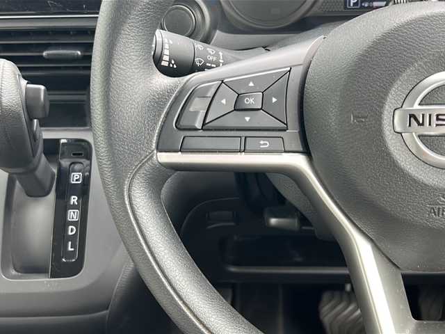 日産 デイズ S 山形県 2021(令3)年 1.5万km スターリングシルバーM 登録時走行距離　14997ｋｍ/４WD/純正SDナビ/フルセグTV/Bluetooth/ステアリングスイッチ/ドライブレコーダー/バックカメラ/前席シートヒーター/コーナーセンサー/衝突軽減ブレーキ/横滑り防止装置/アイドリングストップ/ETC/電動格納ミラー/ドアバイザー/純正ホイルキャップ付きスタッドレスタイヤ積載/（155/45R14  6mm  4本）
