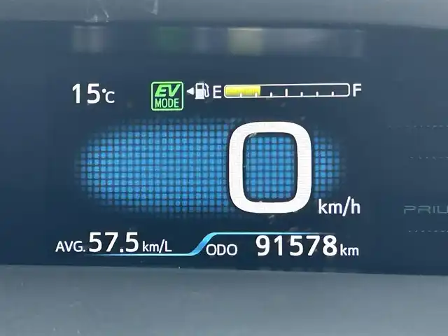 トヨタ プリウス ＰＨＶ A レザーパッケージ 山形県 2017(平29)年 9.2万km シルバーM 純正11.6インチナビ/・フルセグTV/AM/FM/Bluetooth/4WD/禁煙車/前後ドライブレコーダー/衝突被害軽減システム/バックカメラ/レーンキープアシスト/クルーズコントロール/前後コーナーセンサー/横滑り防止装置/アイドリングストップ/オートライト/オートハイビーム/純正LEDヘッドライト/D席パワーシート/プッシュスタート/ETC/スマートキー/取扱説明書