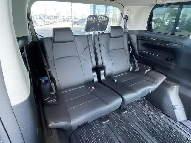 トヨタ ヴェルファイア ハイブリット ZR Gエディション 道央・札幌 2017(平29)年 9.2万km スパークリングブラックパールクリスタルシャイン ４WD/ワンオーナー/寒冷地仕様/純正ディーラーOPナビ/CD/DVD/BT/フルセグ/純正フリップダウンモニター/横滑り防止装置/クルーズコントロール/クリアランスソナー/バックカメラ/ビルトインETC/ドライブレコーダー/ワイパーデアイサー/EVMODE/ECOMODE/ツインサンルーフ/両側パワースライドドア/パワーバックドア/前席/２列目パワーシート/D席メモリーシート/前席シートヒーター/N席/２列目オットマン/レザーシート/革巻きステアリング/ステアリングリモコン/ハンドルヒーター/AC100V/電動パーキング/ブレーキホールド/MTモード付AT/自動防眩ミラー/プッシュスタート/純正リモートスタート/スマートキー/LEDヘッドライト/オートライト/オートハイビーム/フォグランプ/電動格納ミラー/ウィンカーミラー/純正フロアマット/ドアバイザー/スペアキー