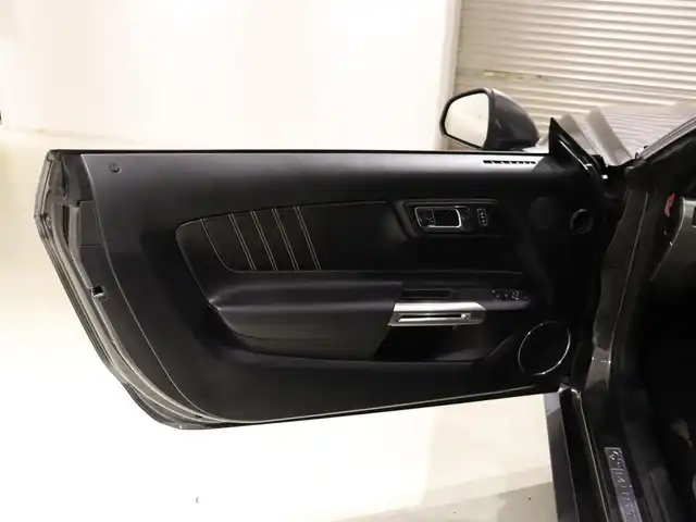 フォード マスタング 50イヤーズED 静岡県 2015(平27)年 5万km ガンＭ 左ハンドル350台限定/黒革シート/前席ベンチレーション/前席シートヒーター/ACC/バックカメラ/パーキングアシスト/前後ドラレコ(ZDR-016)/パドルシフト/アンビエントライト/スペアキー