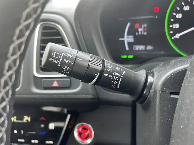 ホンダ ヴェゼル ハイブリッド Z ホンダセンシング 静岡県 2019(令1)年 3.8万km クリスタルブラックパール 純正ナビ/　（Bluetooth/DVD/CD）/フルセグTV/バックカメラ/衝突被害軽減システム/追従クルーズコントロール/レーンキープアシスト/横滑り防止装置/ハーフレザーシート/前席シートヒーター/純正ビルトインETC/前後ドライブレコーダー/プッシュスタート/スマートキー/純正フロアマット/純正17インチアルミホイール/保証書/取扱説明書