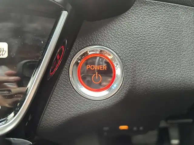 ホンダ ヴェゼル ハイブリッド Z ホンダセンシング 静岡県 2019(令1)年 3.8万km クリスタルブラックパール 純正ナビ/　（Bluetooth/DVD/CD）/フルセグTV/バックカメラ/衝突被害軽減システム/追従クルーズコントロール/レーンキープアシスト/横滑り防止装置/ハーフレザーシート/前席シートヒーター/純正ビルトインETC/前後ドライブレコーダー/プッシュスタート/スマートキー/純正フロアマット/純正17インチアルミホイール/保証書/取扱説明書