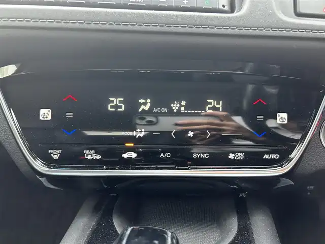 ホンダ ヴェゼル ハイブリッド Z ホンダセンシング 静岡県 2019(令1)年 3.8万km クリスタルブラックパール 純正ナビ/　（Bluetooth/DVD/CD）/フルセグTV/バックカメラ/衝突被害軽減システム/追従クルーズコントロール/レーンキープアシスト/横滑り防止装置/ハーフレザーシート/前席シートヒーター/純正ビルトインETC/前後ドライブレコーダー/プッシュスタート/スマートキー/純正フロアマット/純正17インチアルミホイール/保証書/取扱説明書