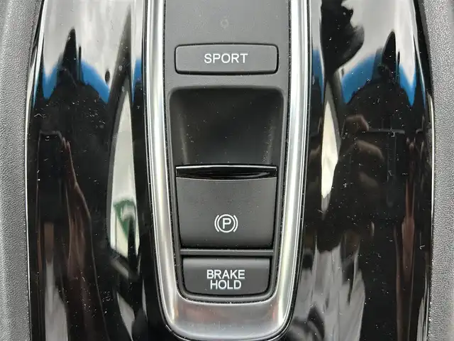 ホンダ ヴェゼル ハイブリッド Z ホンダセンシング 静岡県 2019(令1)年 3.8万km クリスタルブラックパール 純正ナビ/　（Bluetooth/DVD/CD）/フルセグTV/バックカメラ/衝突被害軽減システム/追従クルーズコントロール/レーンキープアシスト/横滑り防止装置/ハーフレザーシート/前席シートヒーター/純正ビルトインETC/前後ドライブレコーダー/プッシュスタート/スマートキー/純正フロアマット/純正17インチアルミホイール/保証書/取扱説明書