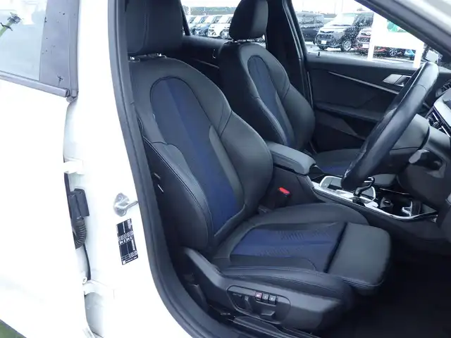 ＢＭＷ ＢＭＷ １１８ｄ Mスポーツ 千葉県 2021(令3)年 6.5万km 白 インテリジェントセーフティ/アクティブPDC緊急ブレーキ/パワーバックドア/純正HDDナビ/【Bluetooth接続】/バックカメラ/ドライブレコーダー（前後撮影）/運転席パワーシート/ハーフレザーシート/革巻きステアリング/ステアリングスイッチ/ミラー内蔵ETC/LEDヘッドライト/ウインカーミラー/純正18インチアルミホイル/サイド/カーテンエアバッグ/コンフォートアクセス