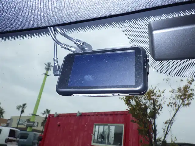 ＢＭＷ ＢＭＷ １１８ｄ Mスポーツ 千葉県 2021(令3)年 6.5万km 白 インテリジェントセーフティ/アクティブPDC緊急ブレーキ/パワーバックドア/純正HDDナビ/【Bluetooth接続】/バックカメラ/ドライブレコーダー（前後撮影）/運転席パワーシート/ハーフレザーシート/革巻きステアリング/ステアリングスイッチ/ミラー内蔵ETC/LEDヘッドライト/ウインカーミラー/純正18インチアルミホイル/サイド/カーテンエアバッグ/コンフォートアクセス