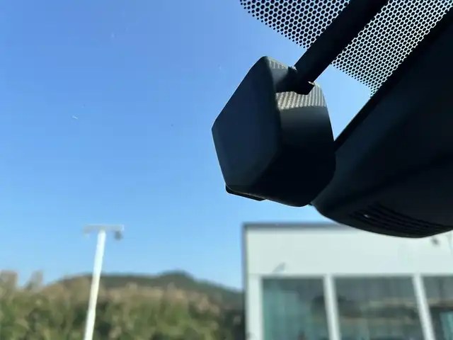 トヨタ カローラ フィールダー ハイブリッドG 鹿児島県 2015(平27)年 6.9万km ホワイトパールクリスタルシャイン Toyota Safety Sense C/純正ナビ/　　CD/DVD/BT/フルセグ/バックカメラ/クルーズコントロール/オートライト/布シート/ステアリングスイッチ/アイドリングストップ/スマートキー/ETC