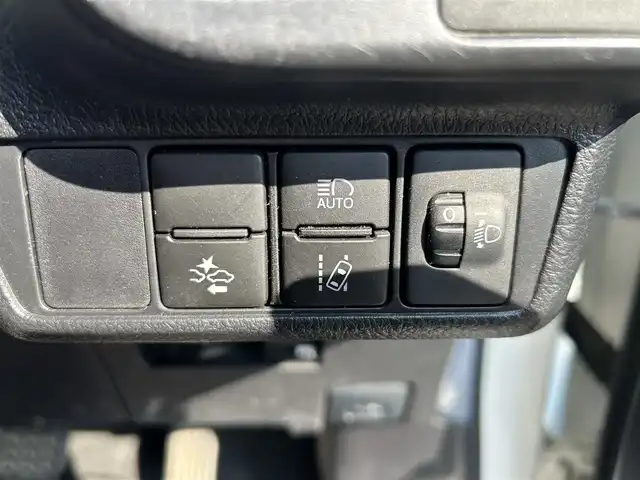 トヨタ カローラ フィールダー ハイブリッドG 鹿児島県 2015(平27)年 6.9万km ホワイトパールクリスタルシャイン Toyota Safety Sense C/純正ナビ/　　CD/DVD/BT/フルセグ/バックカメラ/クルーズコントロール/オートライト/布シート/ステアリングスイッチ/アイドリングストップ/スマートキー/ETC