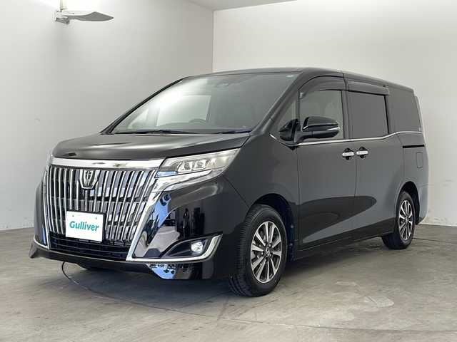 トヨタ エスクァイア Gi 兵庫県 2018(平30)年 1万km ブラック ・トヨタセーフティーセンス/・プリクラッシュセーフティ（レーザーレーダー＋単眼カメラ方式）/・レーンディパーチャーアラート/・オートマチックハイビーム/・先行車発進告知機能/・クルーズコントロール/・社外ナビ＆BT＆DVD＆CD/・バックカメラ/・両側パワースライドドア/・合皮シート/・前席シートヒーター/・革巻きステアリング/・ステアリングリモコン/・アイドリングストップ/・純正前ドライブレコーダー/・ETC/・スマートキー/・プッシュスタート/・フロアマット/・純正15インチアルミホイール/・社外15インチアルミホイール付冬タイヤ車載/・LEDヘッドライト/・LEDフロントフォグ/・オートライト/・ナノイー/・助手席側シートバックテーブル
