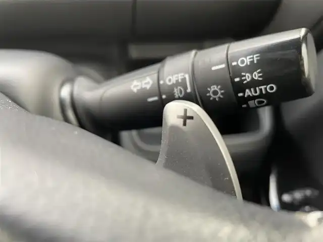 ホンダ Ｎ ＢＯＸ カスタム G EX ターボ ホンダセンシング 滋賀県 2018(平30)年 5.4万km ブリリアントスポーティブルーメタリック2トーン 純正8インチナビ(VXU-185NBi)/(AM/FM/CD/DVD/BT/フルセグTV)/バックカメラ/ビルトインETC/両側パワースライドドア/ホンダセンシング/・衝突軽減ブレーキ/・レーントレーシングアシスト/・レーダークルーズコントロール/横滑り防止装置/革巻きステアリング/ステアリングスイッチ/パドルシフト/オートライト/純正フロアマット/電格ウインカーミラー