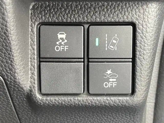 ホンダ Ｎ ＢＯＸ カスタム G EX ターボ ホンダセンシング 滋賀県 2018(平30)年 5.4万km ブリリアントスポーティブルーメタリック2トーン 純正8インチナビ(VXU-185NBi)/(AM/FM/CD/DVD/BT/フルセグTV)/バックカメラ/ビルトインETC/両側パワースライドドア/ホンダセンシング/・衝突軽減ブレーキ/・レーントレーシングアシスト/・レーダークルーズコントロール/横滑り防止装置/革巻きステアリング/ステアリングスイッチ/パドルシフト/オートライト/純正フロアマット/電格ウインカーミラー