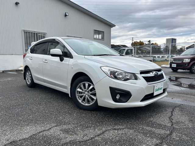 スバル インプレッサ スポーツ 1．6i－L 富山県 2012(平24)年 3.8万km サテンホワイトパール ワンオーナー/社外メモリナビ（AVIC-MRZ09）/フルセグテレビ/バックカメラ/アイドリングストップ/ETC/ドアバイザー/純正フロアマット/ドアバイザー/HIDヘッドライト/フォグランプ/横滑り防止装置/純正15インチAW/保証書/取説/点検記録整備簿