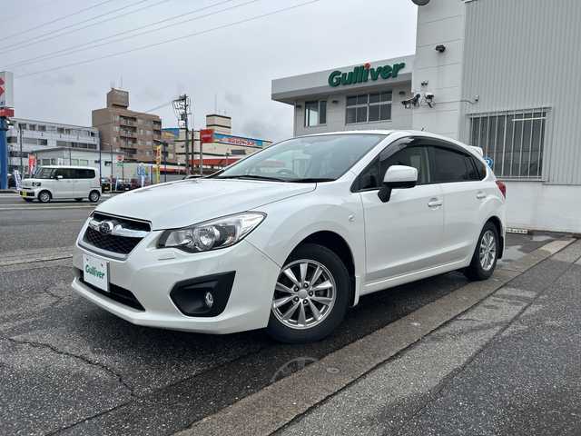 スバル インプレッサ スポーツ 1．6i－L 富山県 2012(平24)年 3.8万km サテンホワイトパール ワンオーナー/社外メモリナビ（AVIC-MRZ09）/フルセグテレビ/バックカメラ/アイドリングストップ/ETC/ドアバイザー/純正フロアマット/ドアバイザー/HIDヘッドライト/フォグランプ/横滑り防止装置/純正15インチAW/保証書/取説/点検記録整備簿