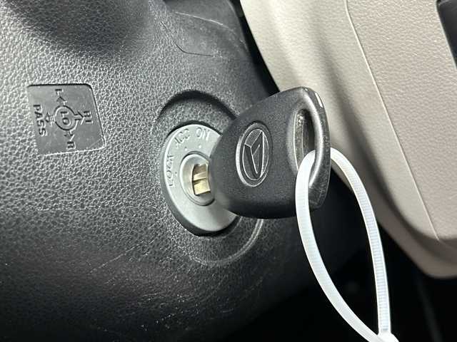 ダイハツ ミラ イース X SAⅢ 愛知県 2018(平30)年 4万km マゼンタベリーマイカM 禁煙車/純正7インチナビ/（CD/DVD/Bluetooth/フルセグTV/USB/AM/FM)/バックカメラ/スマートアシストIII/・衝突軽減ブレーキ/・レーンキープアシスト/・オートマチックハイビーム/・パーキングセンサー/ETC/アイドリングストップ/LEDヘッドライト/純正フロアマット/横滑り防止装置/電動格納ミラー/リモコンキー/ドアバイザー