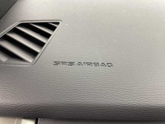 三菱 トライトン GSR 群馬県 2024(令6)年 1.9万km グラファイトグレーメタリック/ブラックマイカ 純正９型ナビ　全周囲カメラ　トノカバー　ＥＴＣ　衝突被害軽減ブレーキ　レーンアシスト　クリアランスソナー　オートマチックハイビーム　ＬＥＤ　レザーシート　シートヒーター　ステアリングヒーター　禁煙