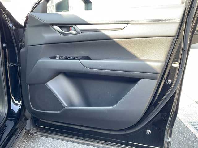 マツダ ＣＸ－５ 20S 山口県 2017(平29)年 6万km ジェットブラックマイカ 純正ナビ/Bluetooth/フルセグTV/バックカメラ/スマートキー＆プッシュスタート/クルーズコントロール/アイドリングストップ/ETC/純正19インチAW/オートライト/保証書・取説/スペアキー1個