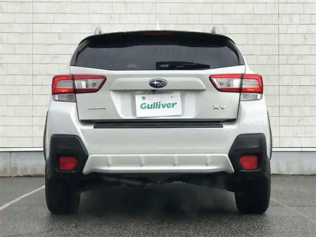 スバル インプレッサ ＸＶ 2．0i－L アイサイト 富山県 2018(平30)年 7.9万km クリスタルホワイトP 社外SDナビ/フルセグＴＶ／Ｂｌｕｅｔｏｏｔｈ/レーダークルーズコントロール/ＬＥＤヘッドライト/レーンキープアシスト/ステアリングスイッチ/電動パーキングブレーキ/Ｘ－ＭＯＤＥ/純正ＡＷ１７インチ/スマートキー／プッシュスタート/ルーフレール/ETC/衝突軽減ブレーキ/保証書／取説有り