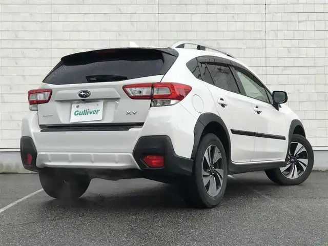 スバル インプレッサ ＸＶ 2．0i－L アイサイト 富山県 2018(平30)年 7.9万km クリスタルホワイトP 社外SDナビ/フルセグＴＶ／Ｂｌｕｅｔｏｏｔｈ/レーダークルーズコントロール/ＬＥＤヘッドライト/レーンキープアシスト/ステアリングスイッチ/電動パーキングブレーキ/Ｘ－ＭＯＤＥ/純正ＡＷ１７インチ/スマートキー／プッシュスタート/ルーフレール/ETC/衝突軽減ブレーキ/保証書／取説有り
