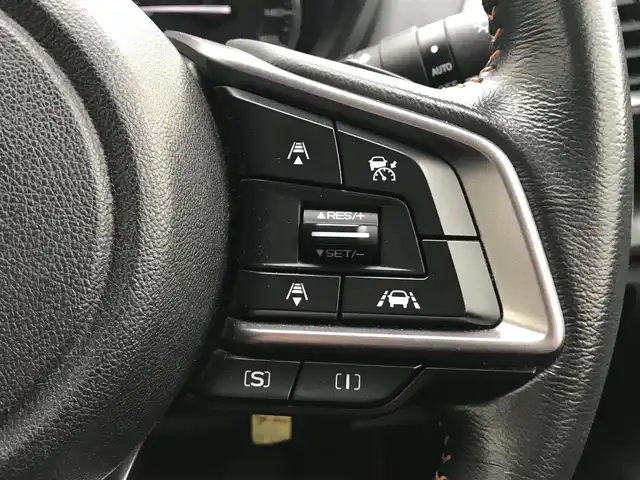 スバル インプレッサ ＸＶ 2．0i－L アイサイト 富山県 2018(平30)年 7.9万km クリスタルホワイトP 社外SDナビ/フルセグＴＶ／Ｂｌｕｅｔｏｏｔｈ/レーダークルーズコントロール/ＬＥＤヘッドライト/レーンキープアシスト/ステアリングスイッチ/電動パーキングブレーキ/Ｘ－ＭＯＤＥ/純正ＡＷ１７インチ/スマートキー／プッシュスタート/ルーフレール/ETC/衝突軽減ブレーキ/保証書／取説有り