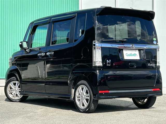 ホンダ Ｎ ＢＯＸ カスタム G Lパッケージ 福岡県 2013(平25)年 9.2万km クリスタルブラックパール 社外ナビ/(フルセグ/ＣＤ／ＤＶＤ再生/ＳＤ再生Ｂｌｕｅｔｏｏｔｈ)　/両側パワースライドドア　/ＥＴＣ　/オートライト　/スマートキー　/プッシュスタート　/ＬＥＤヘッドライト　/純正アルミホイール　/フロアマット/スペアキー