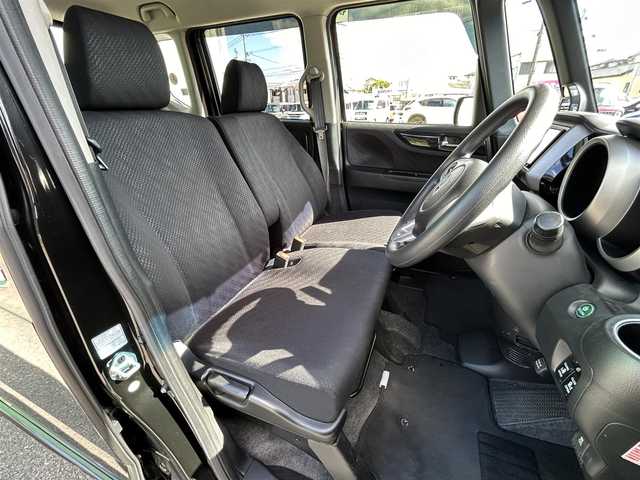 ホンダ Ｎ ＢＯＸ カスタム G Lパッケージ 福岡県 2013(平25)年 9.2万km クリスタルブラックパール 社外ナビ/(フルセグ/ＣＤ／ＤＶＤ再生/ＳＤ再生Ｂｌｕｅｔｏｏｔｈ)　/両側パワースライドドア　/ＥＴＣ　/オートライト　/スマートキー　/プッシュスタート　/ＬＥＤヘッドライト　/純正アルミホイール　/フロアマット/スペアキー