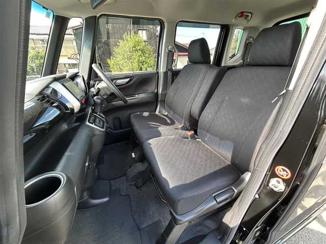 ホンダ Ｎ ＢＯＸ カスタム G Lパッケージ 福岡県 2013(平25)年 9.2万km クリスタルブラックパール 社外ナビ/(フルセグ/ＣＤ／ＤＶＤ再生/ＳＤ再生Ｂｌｕｅｔｏｏｔｈ)　/両側パワースライドドア　/ＥＴＣ　/オートライト　/スマートキー　/プッシュスタート　/ＬＥＤヘッドライト　/純正アルミホイール　/フロアマット/スペアキー