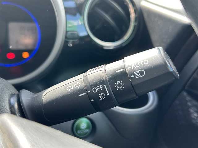 ホンダ Ｎ ＢＯＸ カスタム G Lパッケージ 福岡県 2013(平25)年 9.2万km クリスタルブラックパール 社外ナビ/(フルセグ/ＣＤ／ＤＶＤ再生/ＳＤ再生Ｂｌｕｅｔｏｏｔｈ)　/両側パワースライドドア　/ＥＴＣ　/オートライト　/スマートキー　/プッシュスタート　/ＬＥＤヘッドライト　/純正アルミホイール　/フロアマット/スペアキー