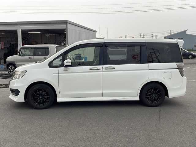 ホンダ ステップワゴン スパーダ Z クールS Iナビセレ 宮城県 2013(平25)年 9.2万km ホワイトオーキッドパール クルーズコントロール/純正7インチナビ/・CD.DVD.USB/バックカメラ/ワンセグTV/ハーフレザーシート/ビルトインETC/ドライブレコーダー（FR）/スマートキー×2/HIDヘッドライト/フォグライト/純正フロアマット/社外16インチAW/冬タイヤ積込み/【社外AW(195/65/15)】