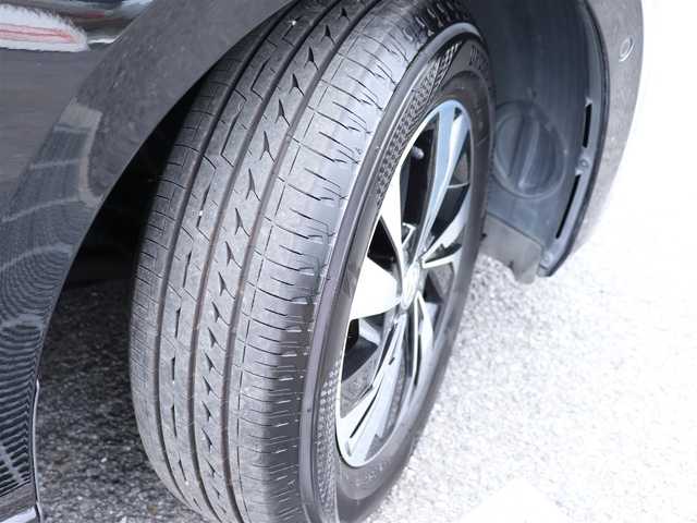 フォルクスワーゲン ポロ TSIコンフォートライン 神奈川県 2018(平30)年 4.5万km 黒 自動駐車システム /純正ナビ /Bluetoothオーディオ/ETC2.0/フルセグテレビ/アイドリングストップ/クルーズコントロール/ドアバイザー/リアビューカメラ/カミングホーム/レインセンサー/ステアリングスイッチ/左右独立温度調整オートエアコン/分割可倒式シート(後席)