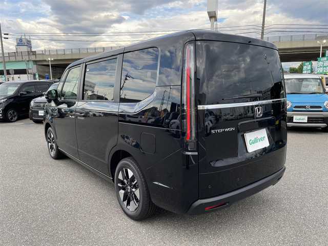 ホンダ ステップワゴン エアー EX 石川県 2025(令7)年 0.1千km 黒 登録済未使用車/4WD/純正11.4型ナビ/フルセグTV/バックカメラ/LEDヘッドライト/パワーバックドア/スマートキー/ホンダセンシング/レーダークルーズ/両側パワースライドドア/レーンキープアシスト/保証書/取説