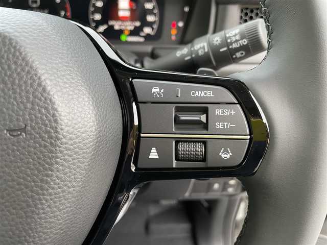 ホンダ ステップワゴン エアー EX 石川県 2025(令7)年 0.1千km 黒 登録済未使用車/4WD/純正11.4型ナビ/フルセグTV/バックカメラ/LEDヘッドライト/パワーバックドア/スマートキー/ホンダセンシング/レーダークルーズ/両側パワースライドドア/レーンキープアシスト/保証書/取説