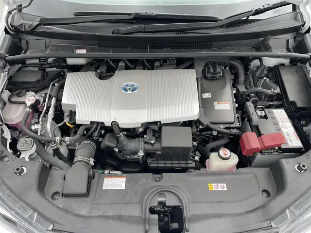 トヨタ プリウス A プレミアム 滋賀県 2021(令3)年 1.2万km プラチナホワイトパールマイカ 純正ナビ/(フルセグ/Bluetooth/CD/DVD)/トヨタセーフティーセンス/・プリクラッシュセーフティ/・レーダークルーズコントロール/・レーンキープアシスト/・標識認識/・先行車発進告知/・ブラインドスポットモニター/・オートハイビーム/LEDオートライト/フォグ/全方位カメラ/レザーシート/D席パワーシート/前席シートヒーター/前席ベンチレーション/ヘッドアップディスプレイ/自動駐車システム/電動格納ミラー/ビルトインETC/スペアタイヤ/スペアキー