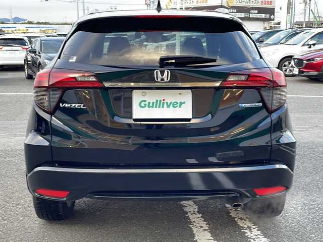 ホンダ ヴェゼル ハイブリッド Z ホンダセンシング 徳島県 2018(平30)年 7.7万km クリスタルブラックパール 社外SDナビ　VXM-185VFi/（DISC/ラジオ/フルセグ/BT/USB/iPod）/パドルシフト/オートブレーキホールド/ワイパーデザイアー/追従式クルーズコントロール/ETC/ハーフレザーシート/D・N席シートヒーター/LEDヘッドライト/純正17インチアルミホイール/純正フロアマット/ドライブレコーダー/ECON/ドアバイザー/フォグライト