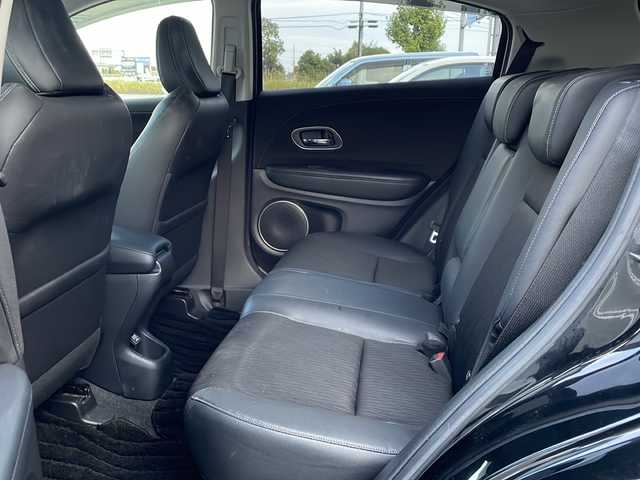 ホンダ ヴェゼル ハイブリッド Z ホンダセンシング 徳島県 2018(平30)年 7.7万km クリスタルブラックパール 社外SDナビ　VXM-185VFi/（DISC/ラジオ/フルセグ/BT/USB/iPod）/パドルシフト/オートブレーキホールド/ワイパーデザイアー/追従式クルーズコントロール/ETC/ハーフレザーシート/D・N席シートヒーター/LEDヘッドライト/純正17インチアルミホイール/純正フロアマット/ドライブレコーダー/ECON/ドアバイザー/フォグライト