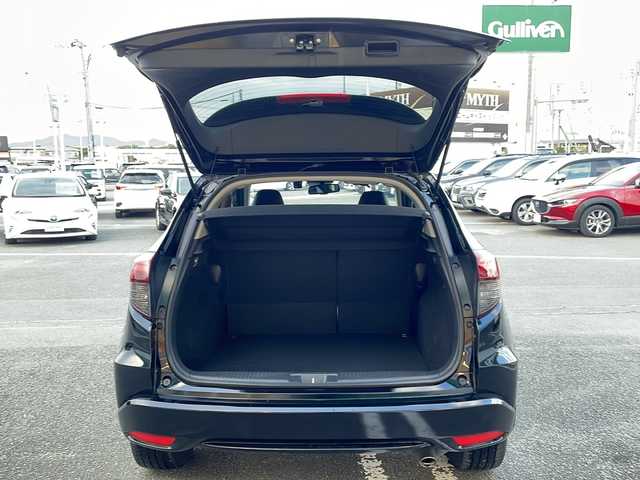 ホンダ ヴェゼル ハイブリッド Z ホンダセンシング 徳島県 2018(平30)年 7.7万km クリスタルブラックパール 社外SDナビ　VXM-185VFi/（DISC/ラジオ/フルセグ/BT/USB/iPod）/パドルシフト/オートブレーキホールド/ワイパーデザイアー/追従式クルーズコントロール/ETC/ハーフレザーシート/D・N席シートヒーター/LEDヘッドライト/純正17インチアルミホイール/純正フロアマット/ドライブレコーダー/ECON/ドアバイザー/フォグライト